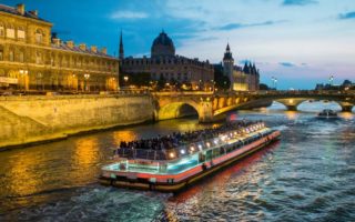 bateau mouche